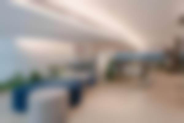 成都企鹅综合门诊部口腔科正规吗?