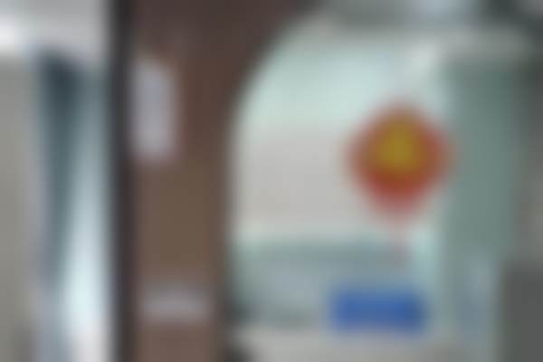 荆州松滋咿呀新容华口腔医院正规吗？