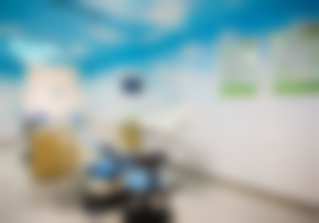 福州登特口腔医院擅长瑞士进口E - MAX全瓷牙贴面的医生是谁？