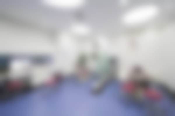 上海茂菊尚菊口腔门诊部(金高路店)