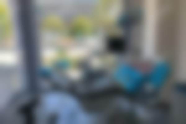 维西雅美口腔诊所正规吗?