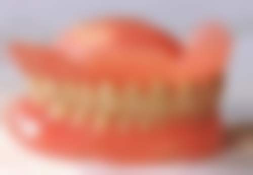 根管治疗永久封闭封什么材料？常用牙胶尖、根管封闭剂，它们效果如何？ 