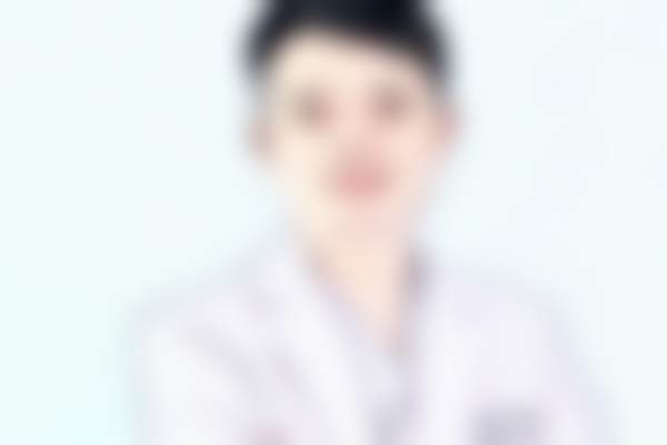 许昌小白象口腔门诊部医保集采种植2800元起，享国家中标种植体高性价比方案 