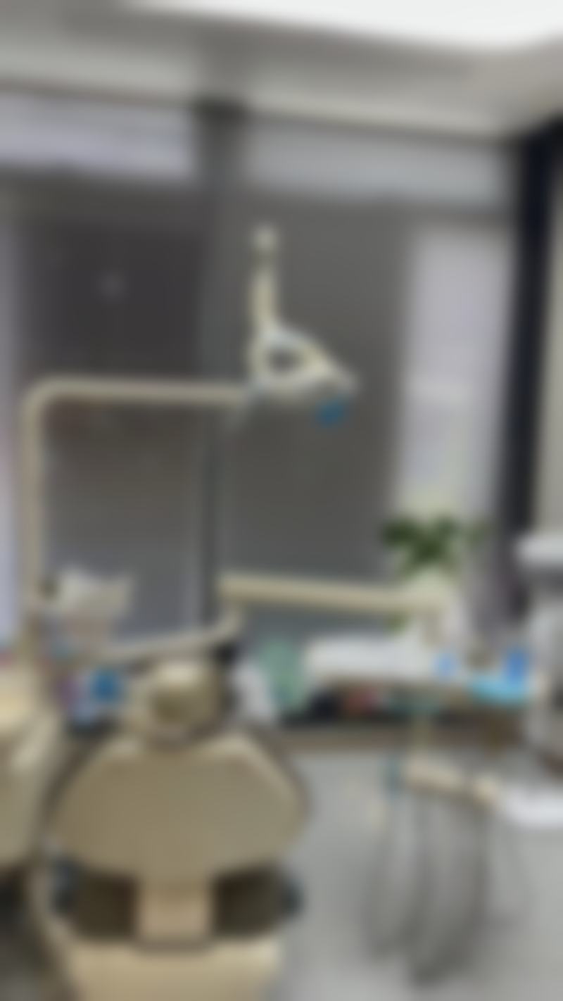 福州科尔口腔门诊部成人拔牙20元起，全科医师操作为您拔除前牙坏牙残牙