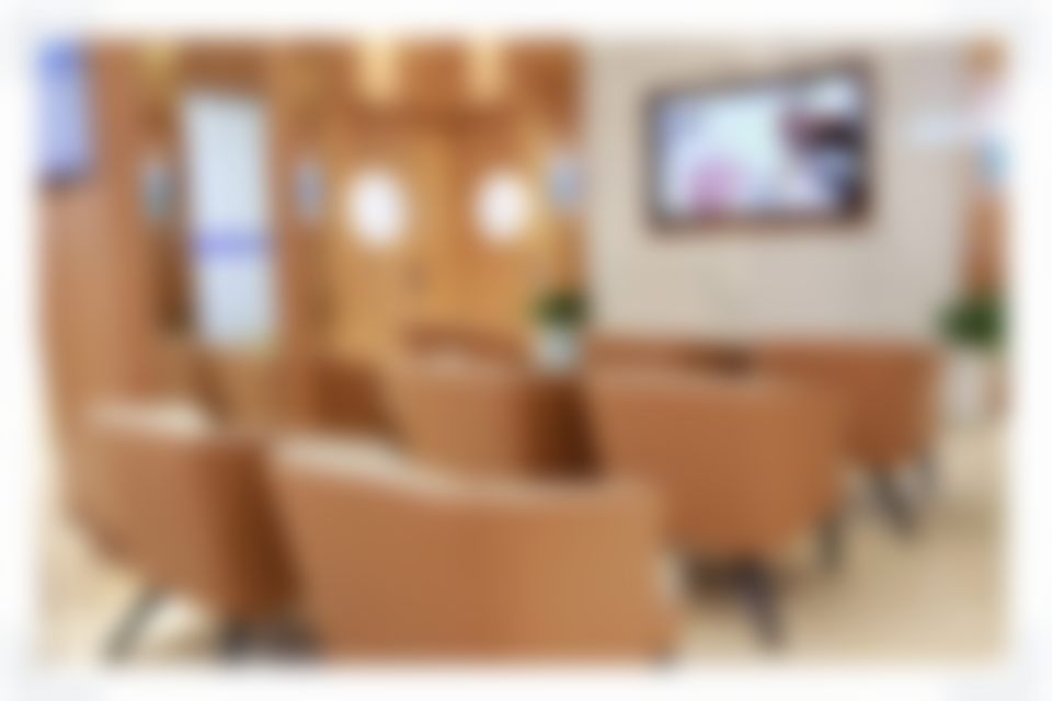 成都新桥口腔医院（衣冠庙店）王旭东医生种植牙技术怎么样？