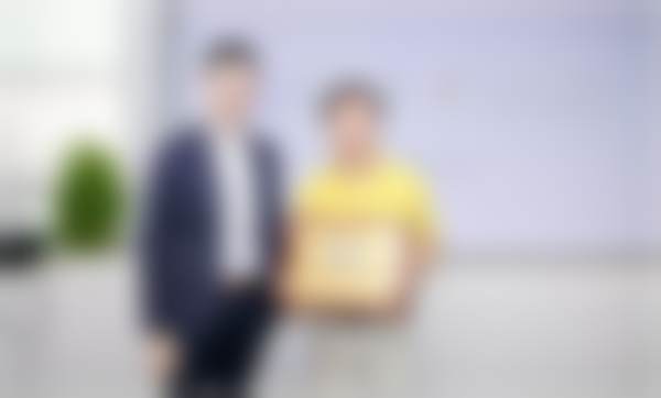 上海美奥口腔门诊部蔡展文医生种植牙技术怎么样？